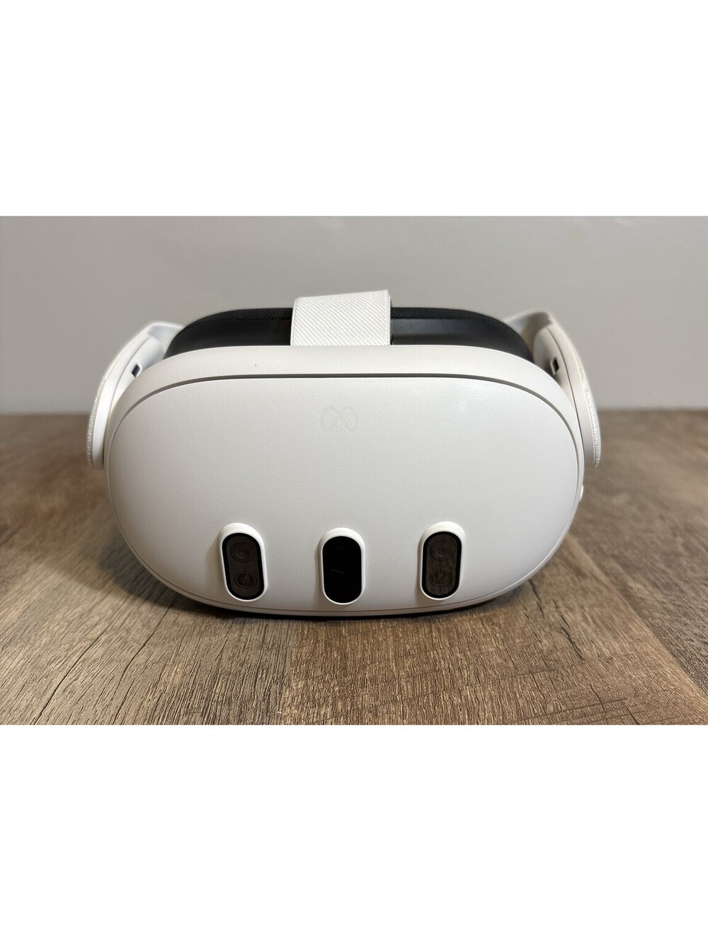Meta Oculus Quest 3 128GB Virtual Reality Headset (Headset only) - Tested